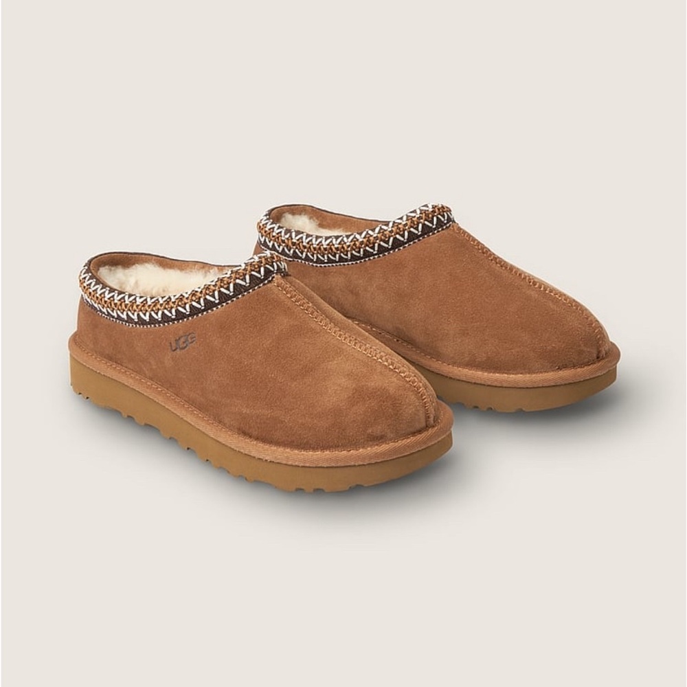UGG Tasman Slippers - Size 9